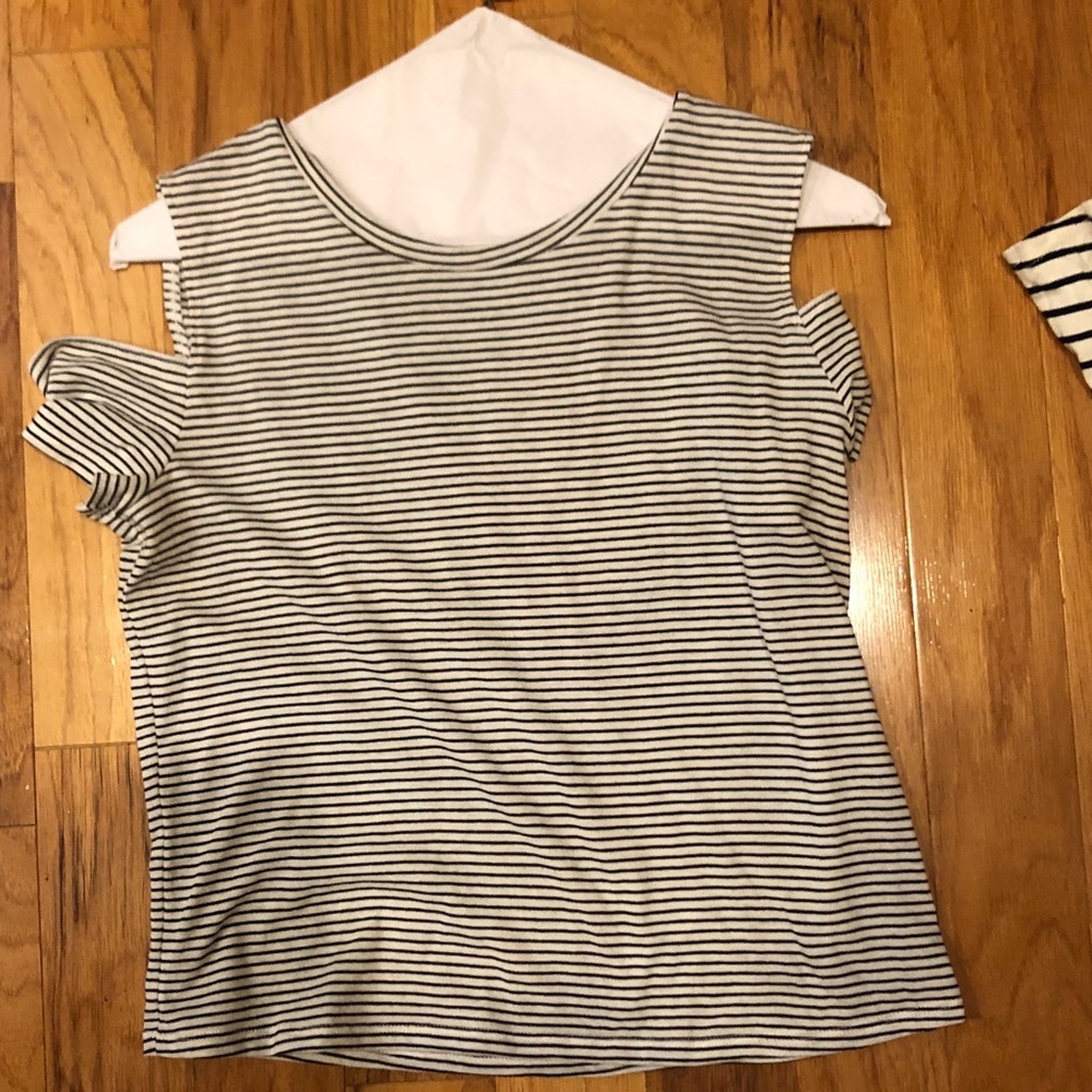 cropped striped shirt